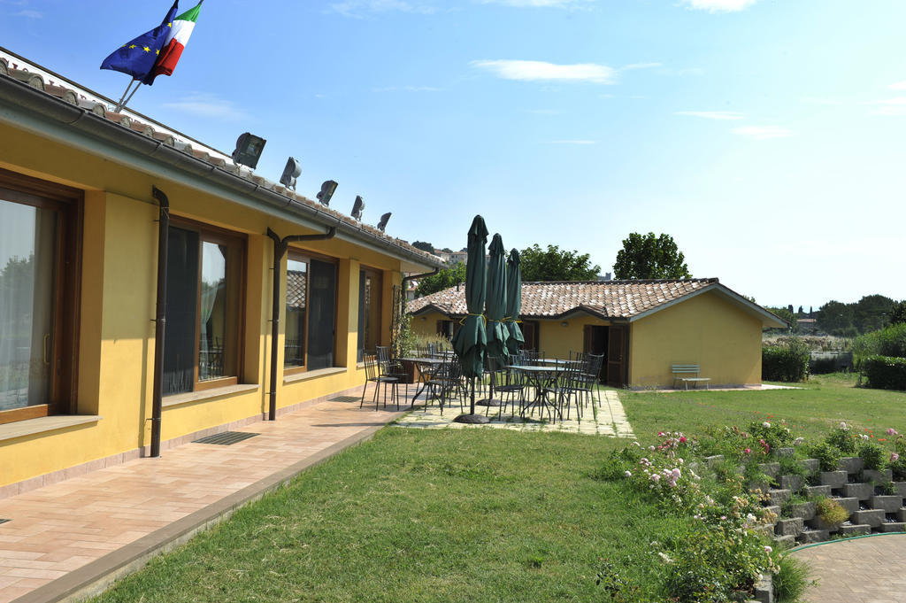 Le Macerine Hotel Castiglione del Lago Exterior photo